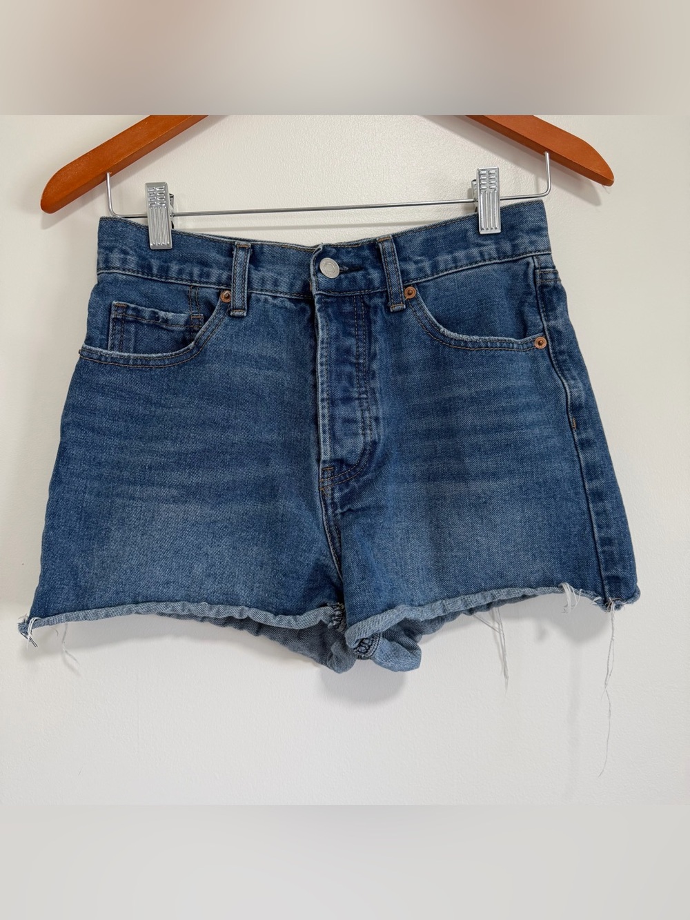 Lucky Brand High‎ Rise Raw Hem Denim Shorts Medium Wash Blue Size 26
